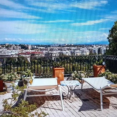 Penthouse In * Rom